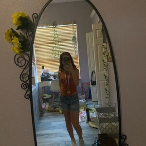 Meet your Posher, Ella